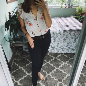 Button floral stripe blouse size small